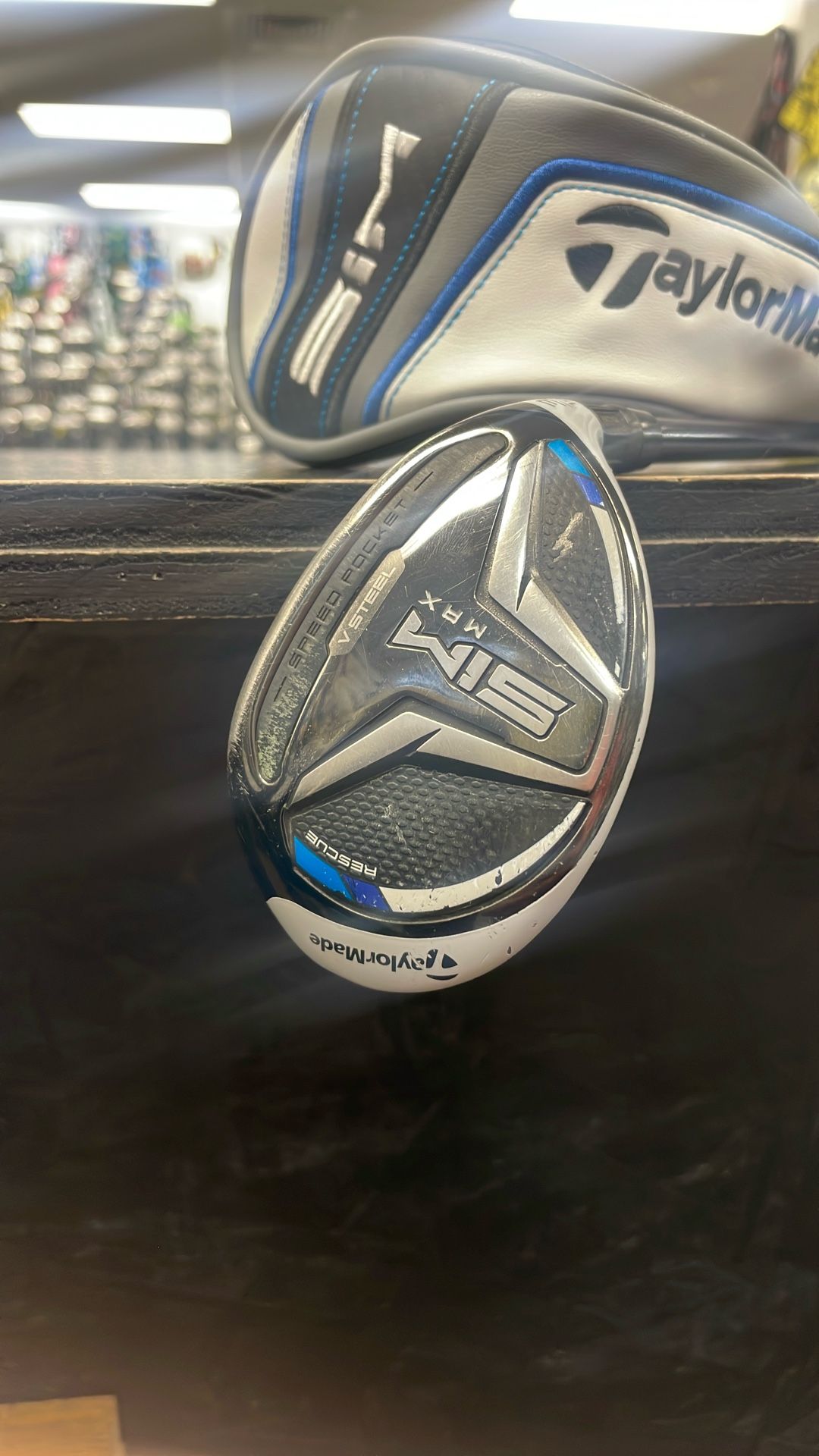 TaylorMade-Sim-Max-3-Hybrid-19*-Degree-Right-Hand-Stiff-Flex-w/Headcover