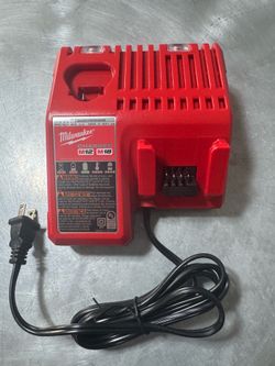 Milwaukee Dual Charger