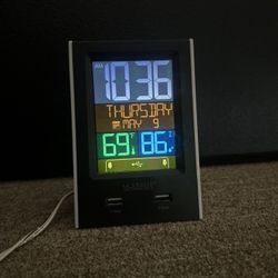 La Crosse Technology C86224 Dual USB Charging Alarm with nap Timer