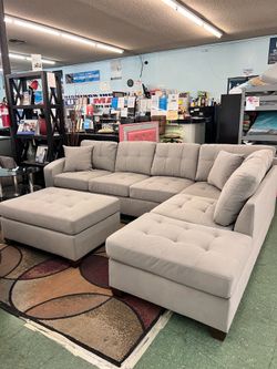 🔥Memorial Day Flash Deal🔥Brand New 2pc Reversible sectional couch $899, payment available, delivery available