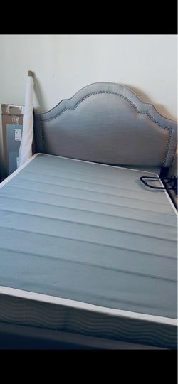 Queen bed