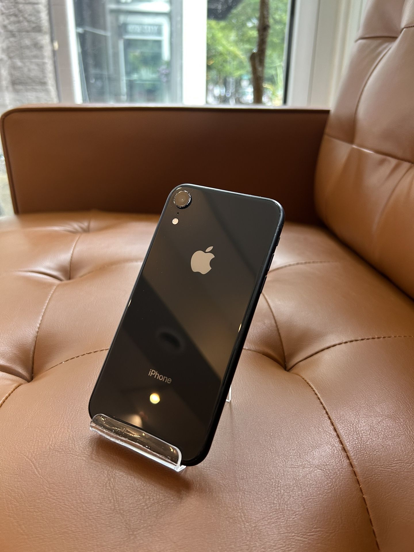 iPhone XR 128Gb Unlocked Black
