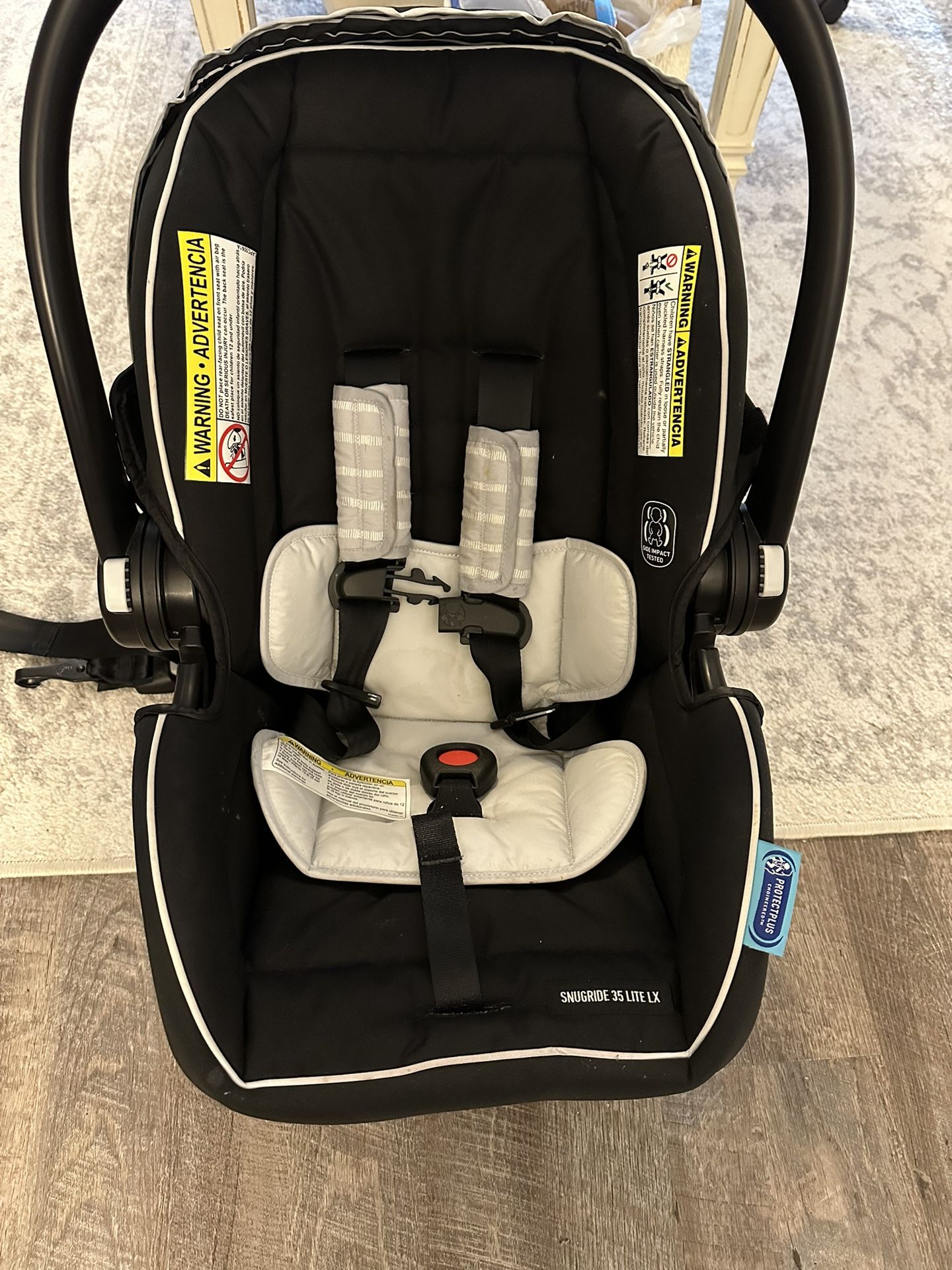 Infant car seat