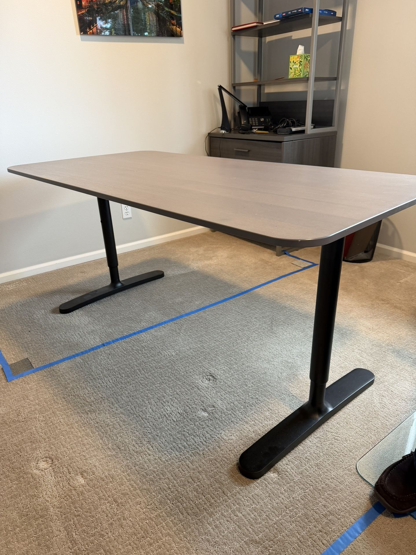 Free Today Only/U-Haul -Office Desk and Adjustable Chair