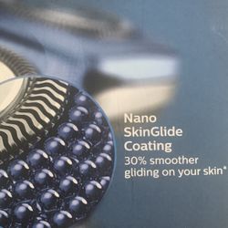 Philips Norelco Shaver 6800