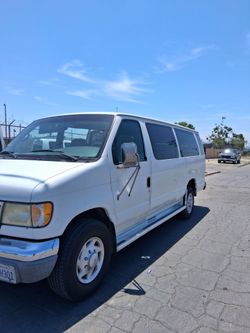 2001 ford econoline... van