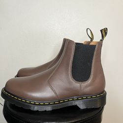 Doc Marten 2976 Chelsea Boot