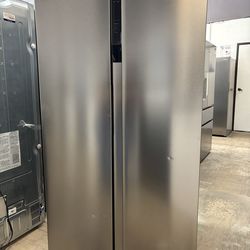 New! Frigidaire 36” Side by Side Refrigerator