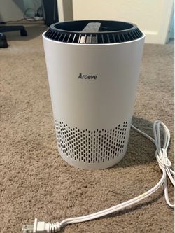 Aroeve Air Purifier (like new)
