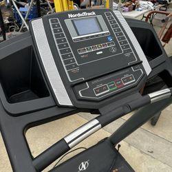 Nordic track Treadmill 