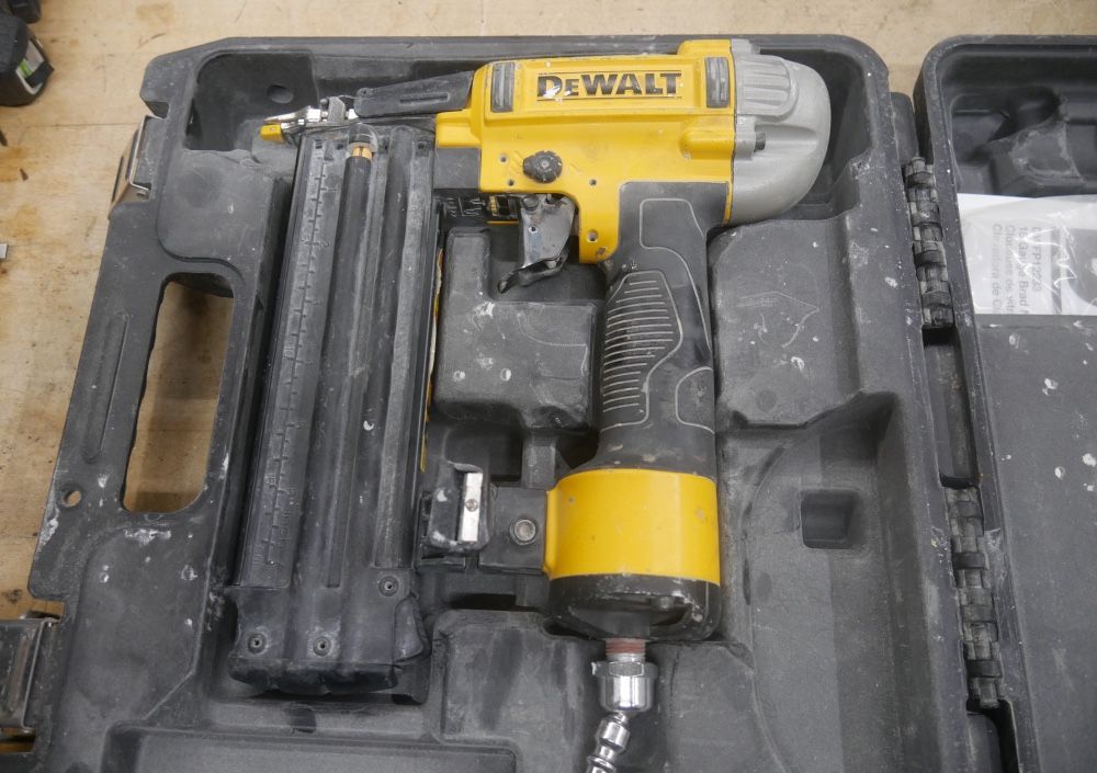 Dewalt Brad Nailer w Case DWFP12(contact info removed)50-1