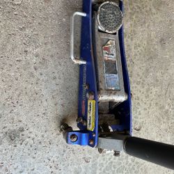 1.5 Ton floor Jack