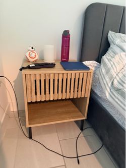 Mid century modern Nightstands matching set