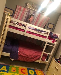 Girls Bunk bed