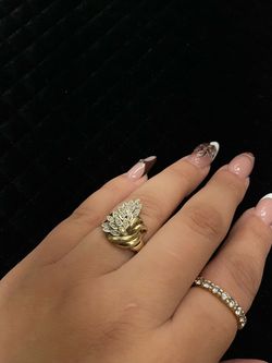 Gold-Toned Leaf Cluster Statement Ring