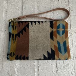 NWOT Wool Tribal Wristlet Bag