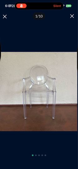 One Stackable Invisible Comfortable Ghost Chair (4 Available)