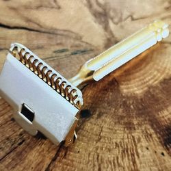 Vintage GEM 1912 Junior Single Edge Razor