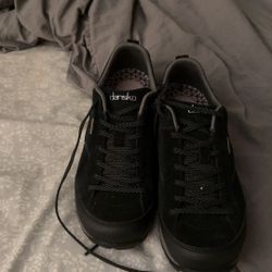 Danskos Size 8