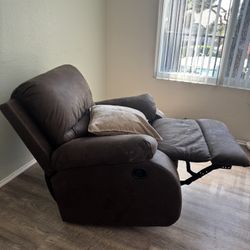 Couch recliner