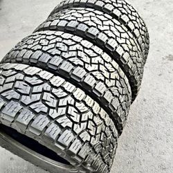 35x12.50/18 Toyo Tires Con 80% De Vida Las 4tires 
