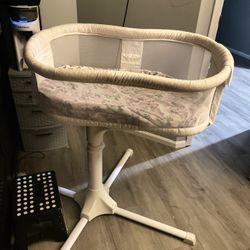 Halo bassinet 