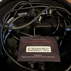 EEG measuring headset - EMOTIV research grade