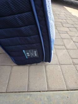 Dreamclound Premier Hybrid Mattress