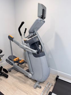 Precor adaptive motion trainer (AMT) Commercial elliptical machine
