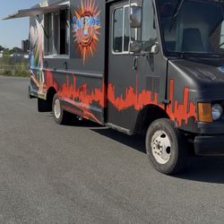 New Build Food Truck 4-Sale