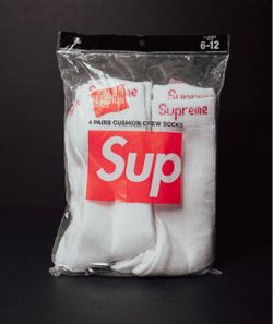 Supreme x Hanes Crew Socks 4-Pack
