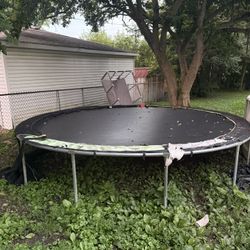 14ft Trampoline