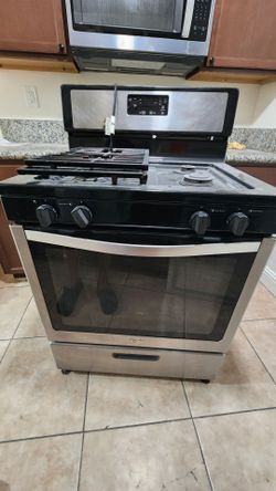 Whirlpool Stainless Steel Gas Range