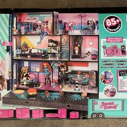 L.O.L. Surprise! O.M.G. Outrageous Millennial Girls House