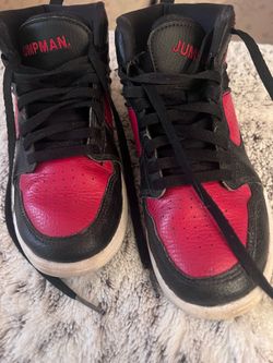 Kids 2.5 Nike Jordan Jumpman preworn