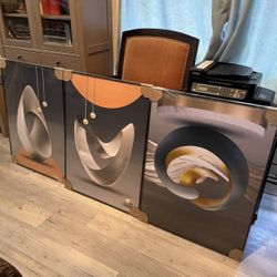 Contemporary framed canvas artwork