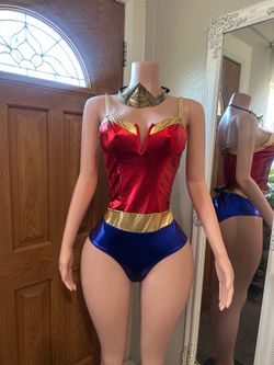 Wonder Woman Costume -L-