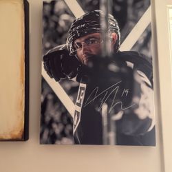 Painting And Autograph Of Former Kings Player 