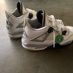 Jordan Retro 4 