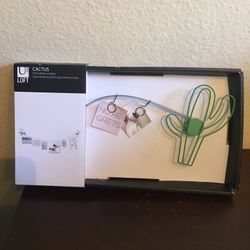 Photo/memo Holder