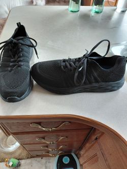 Non Skid Tennis Shoes