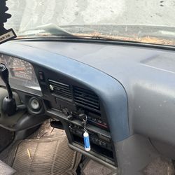 Toyota Pick Up Parts