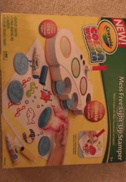 Crayola mess free light up stamper