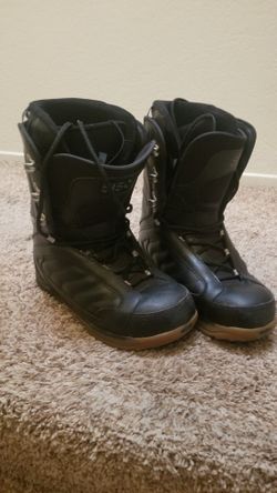 Mens 10.5 (5150) Snowboard Boots $40 Firm