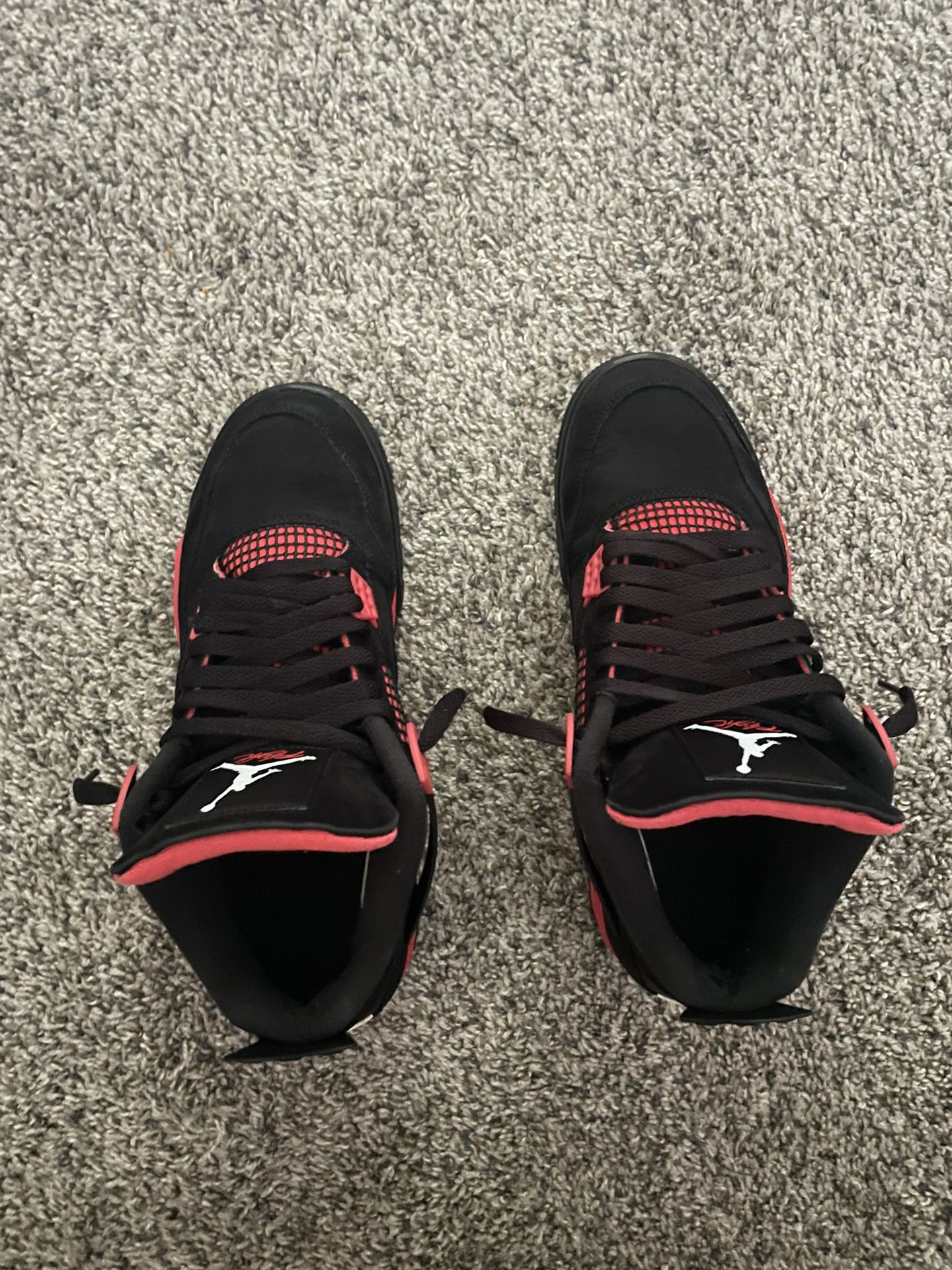 Air Jordan 4 (Red thunder)