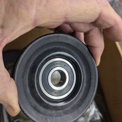 Ford engine pulley set 
new bearings F150 2004-2008