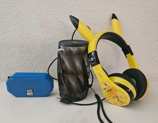 Wireless speakers