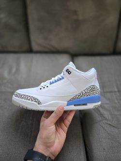 Jordan 3 UNC (2020)