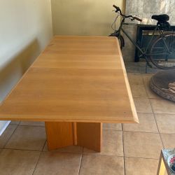 Expandable Table  Real Wood  Seats Up to 8