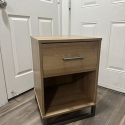 Nightstand 